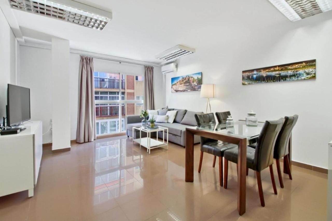 Ferienwohnung Amplio Piso Con Terraza Málaga Exterior foto