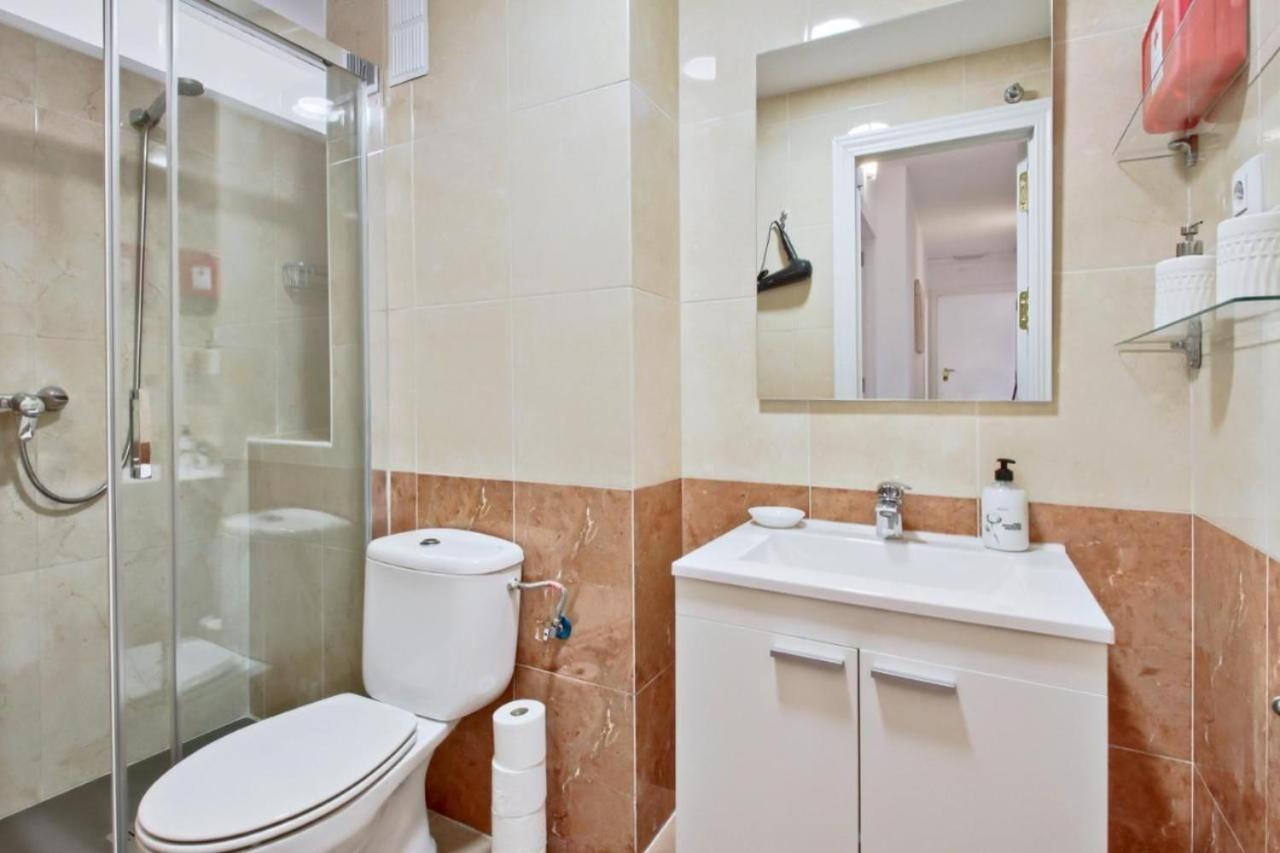 Ferienwohnung Amplio Piso Con Terraza Málaga Exterior foto