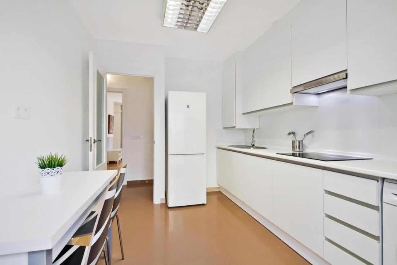 Ferienwohnung Amplio Piso Con Terraza Málaga Exterior foto
